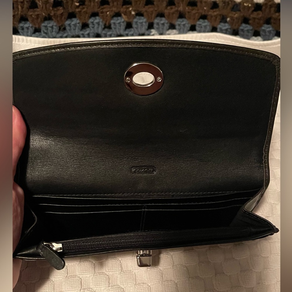 Coach Legacy Leather Wallet in grey, taupe & black with turnkey closure in EUC - Picture 4 of 6